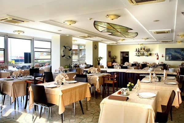 Hotel Patrizia Riccione Esterno foto