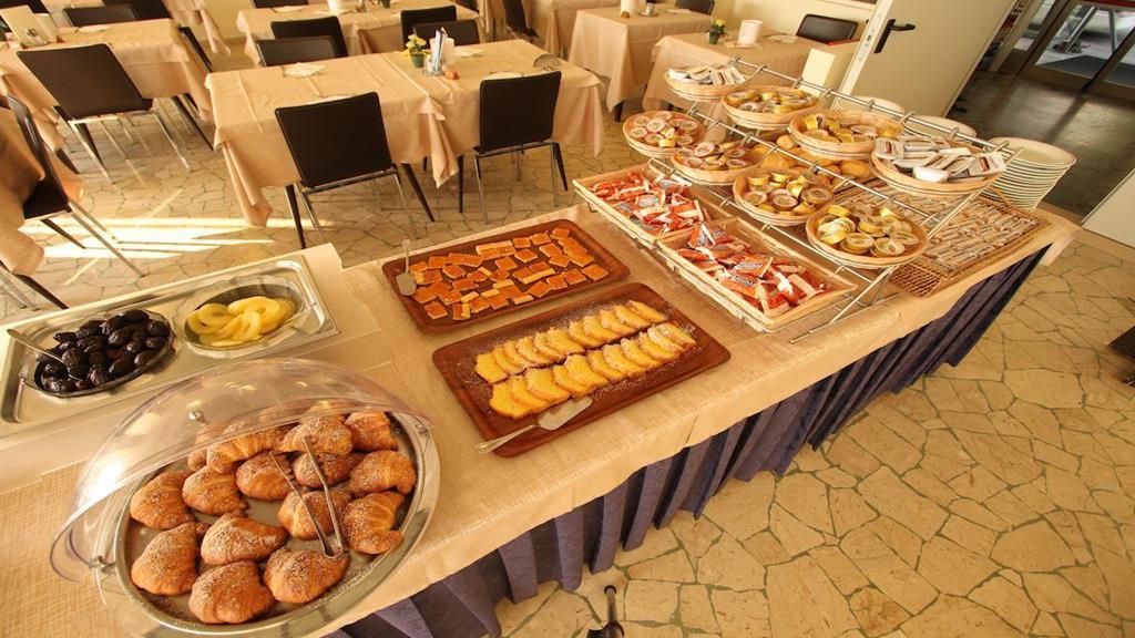 Hotel Patrizia Riccione Esterno foto